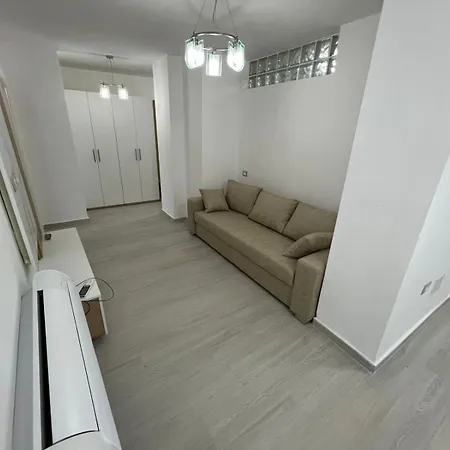 Lumiver Apartment