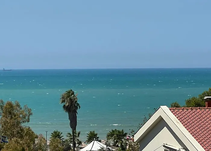 Lumiver * Golem (Tirana)