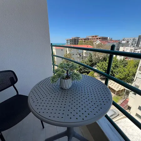 Apartment Lumiver Golem (Tirana)