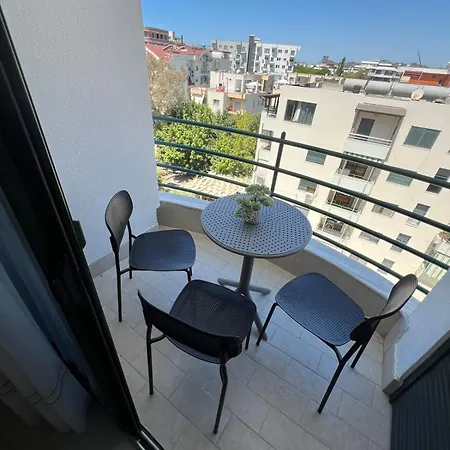 Apartment Lumiver Golem (Tirana)