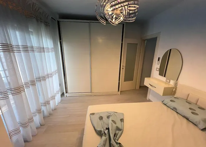 Lumiver * Golem (Tirana)